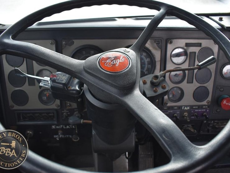 1992-international-9400-image-41