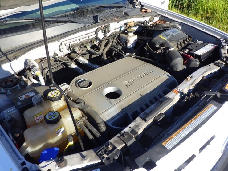 2011-ford-escape-image-11