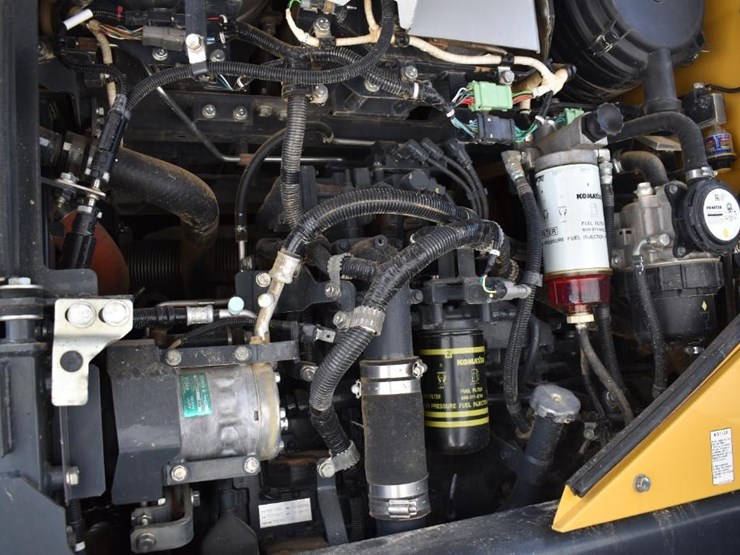 2019-komatsu-wa320-8-image-33