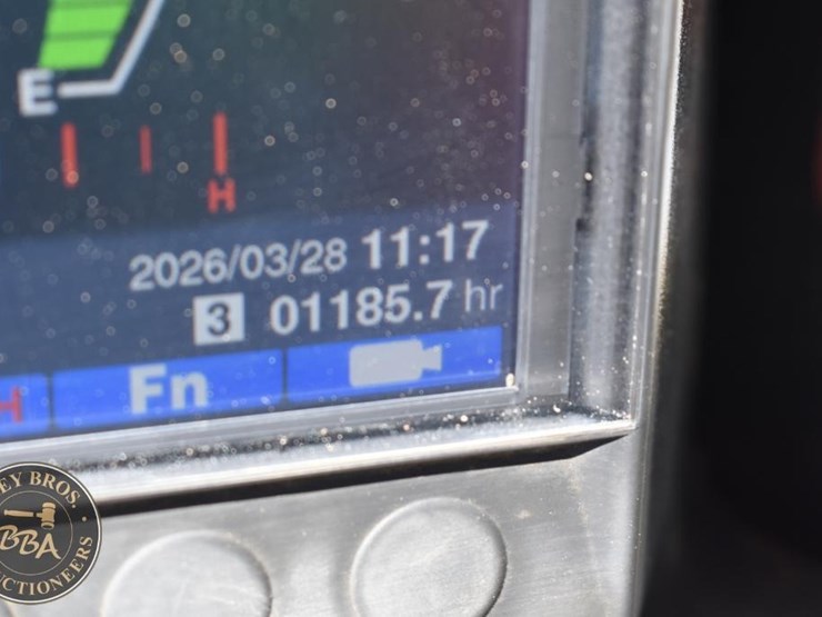 2020-takeuchi-tl8r2-image-51