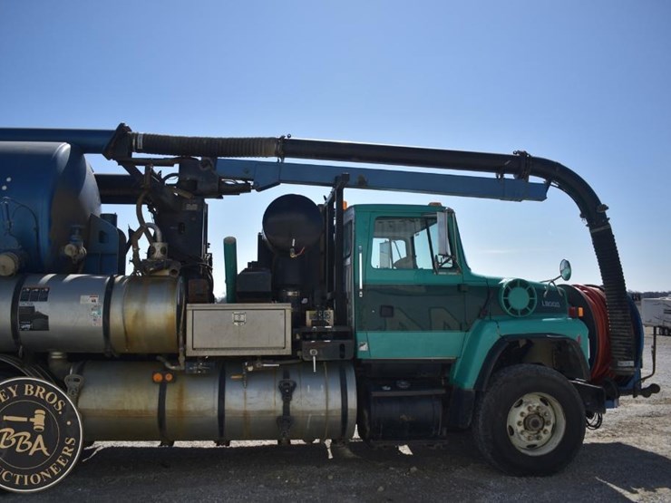 1996-ford-lnt8000-image-15