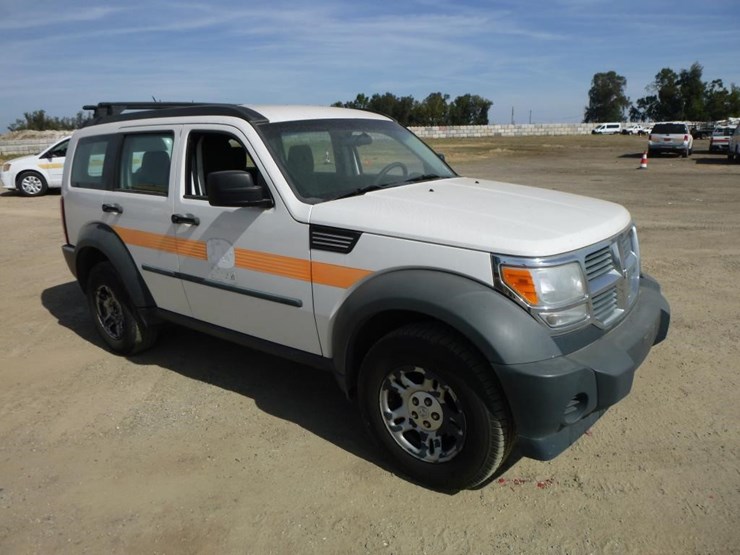 2008-dodge-nitro-image-3