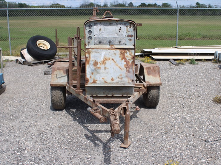 #1016-•-lincoln-welding-machine-image-2