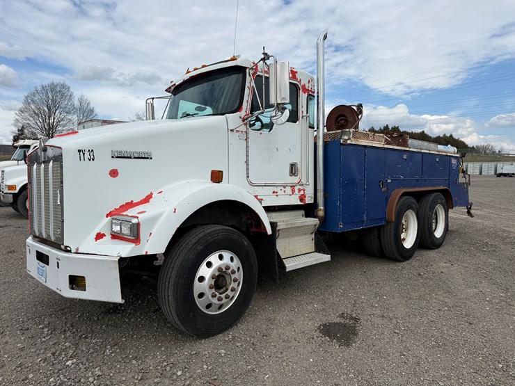 1997-kenworth-t800-image-1