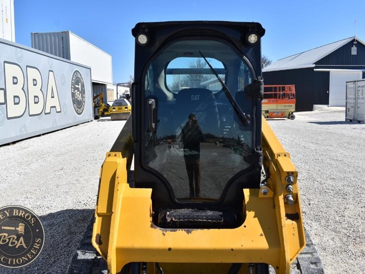 2017-caterpillar-259d-image-45