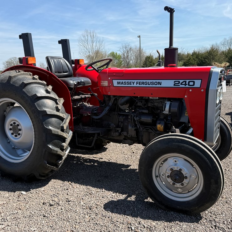 MASSEY-FERGUSON 240