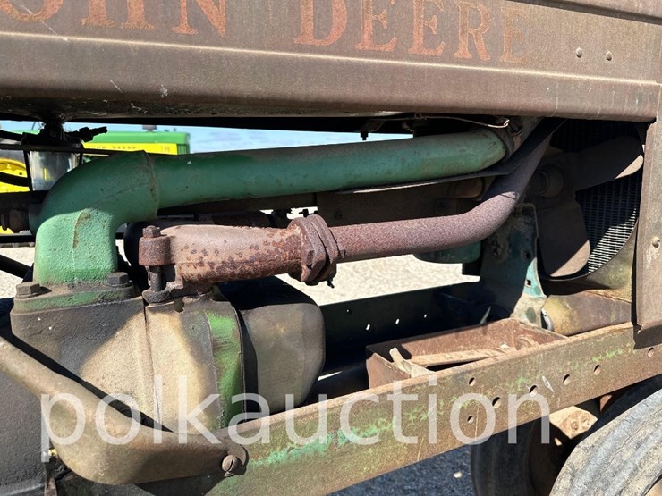 john-deere-b-image-11