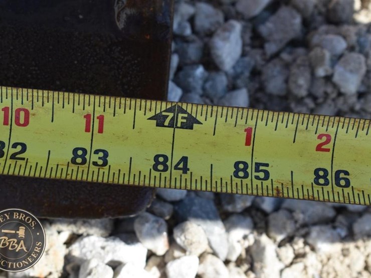 2023-deere-333g-image-34