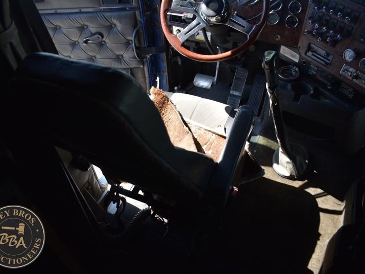 1998-international-9300-image-63