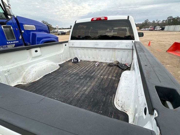 2016-chevrolet-k1500-image-9