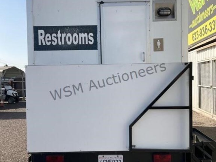 2005-advantage-tt16-10aa-restroom-trailer-image-6