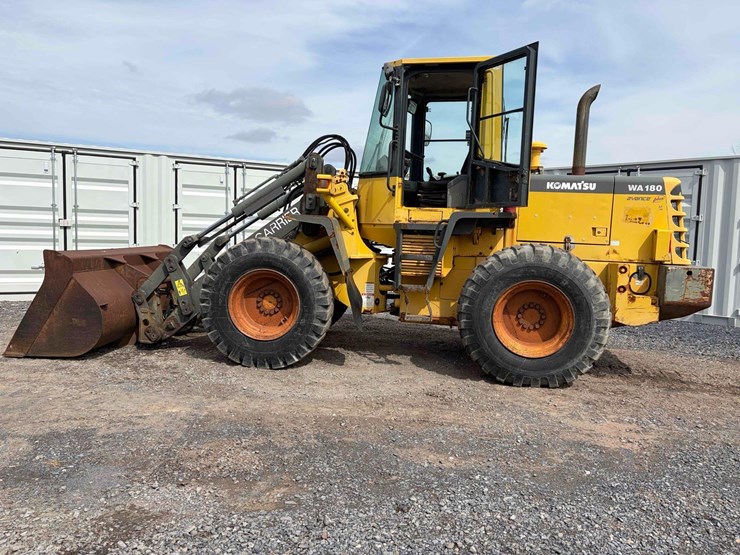 komatsu-wa180pt-3mc-image-4