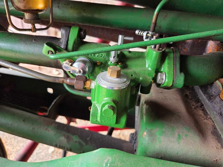 john-deere-b-image-17