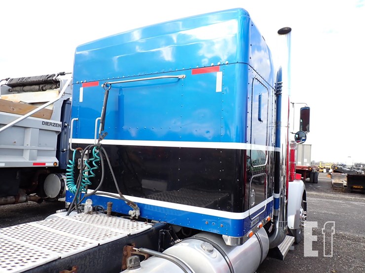 2006-kenworth-w900l-image-14