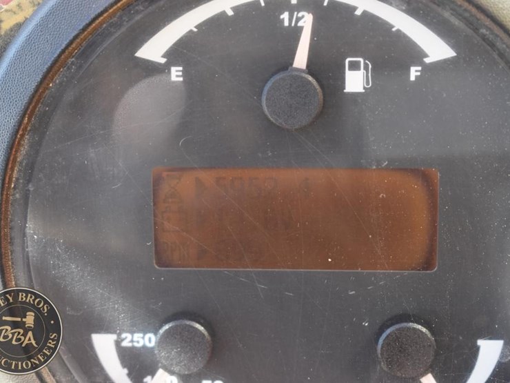 2014-jlg-g12-55a-image-57