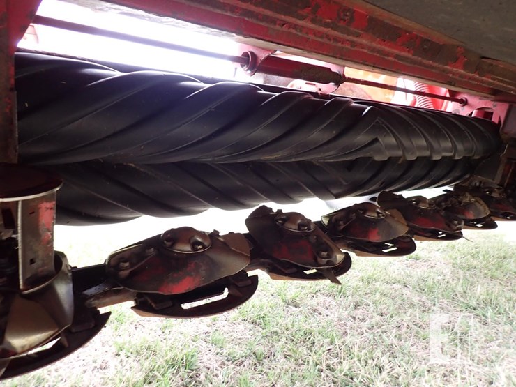 new-holland-h7230-image-3