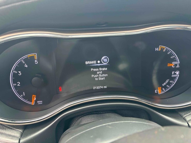 2015-jeep-grand-cherokee-image-13