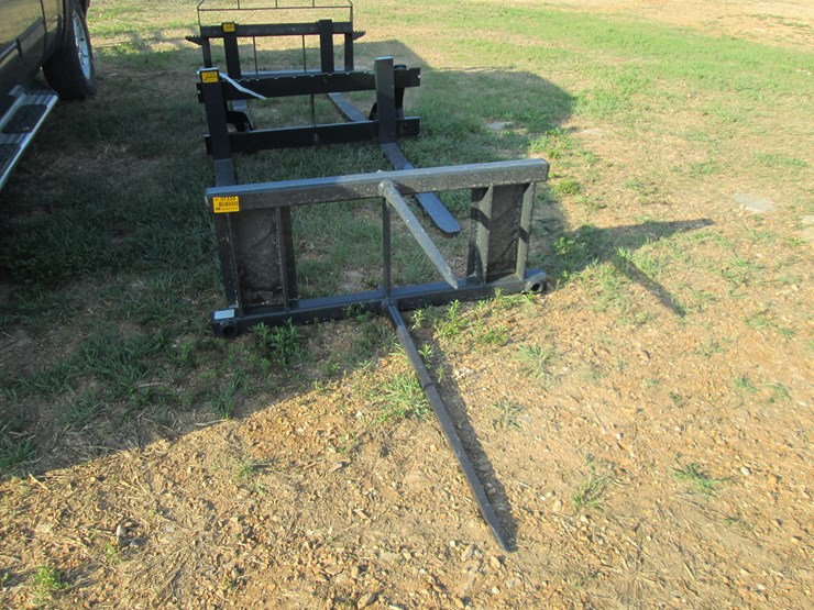 #37335-•-skid-steer-hay-fork-image-2