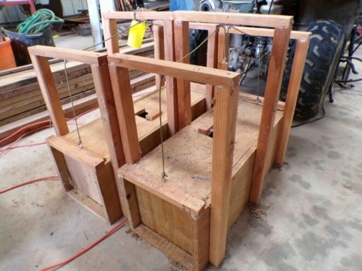 2-wood-animal-traps-image-2