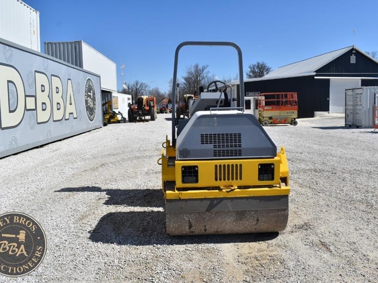 2010-benford-2010sd-image-32