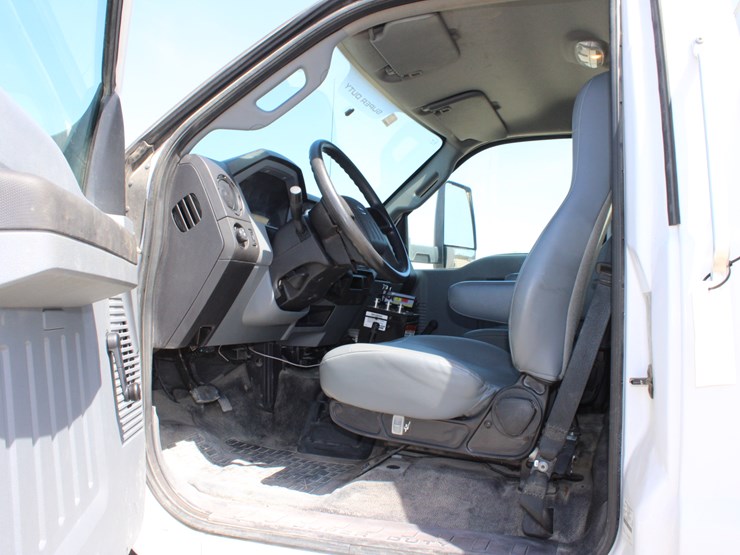 2018-ford-f750-image-12