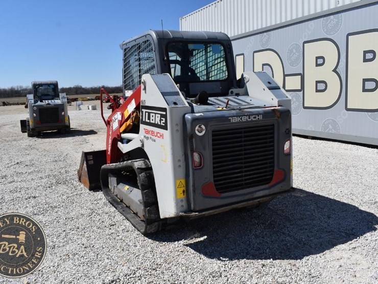 2020-takeuchi-tl8r2-image-8