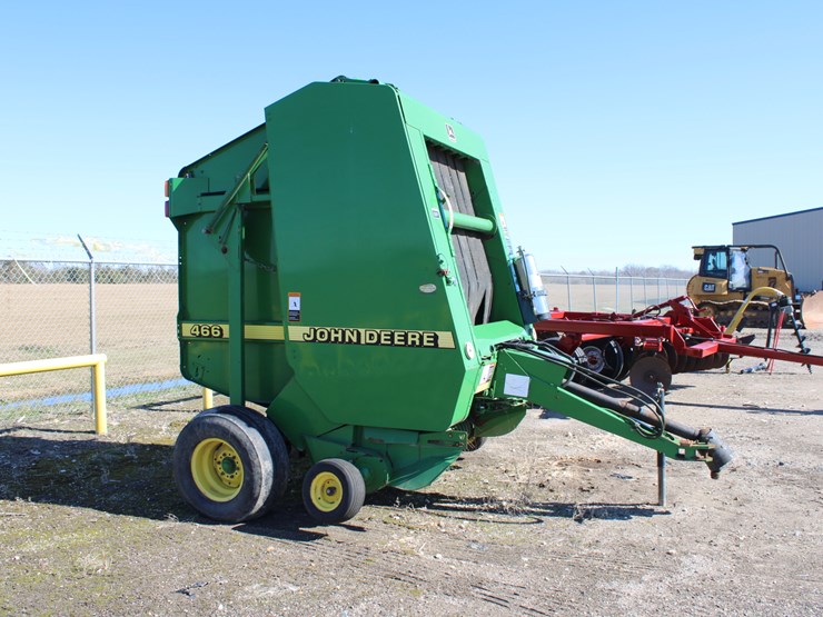john-deere-466-image-4