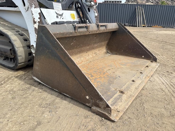2021-bobcat-t450-image-10