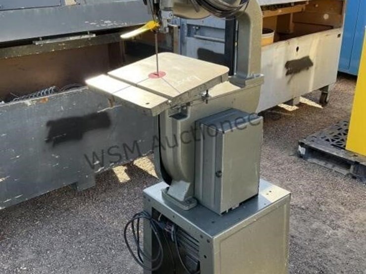 fm-bawb001a-wood-/-metal-band-saw-image-1