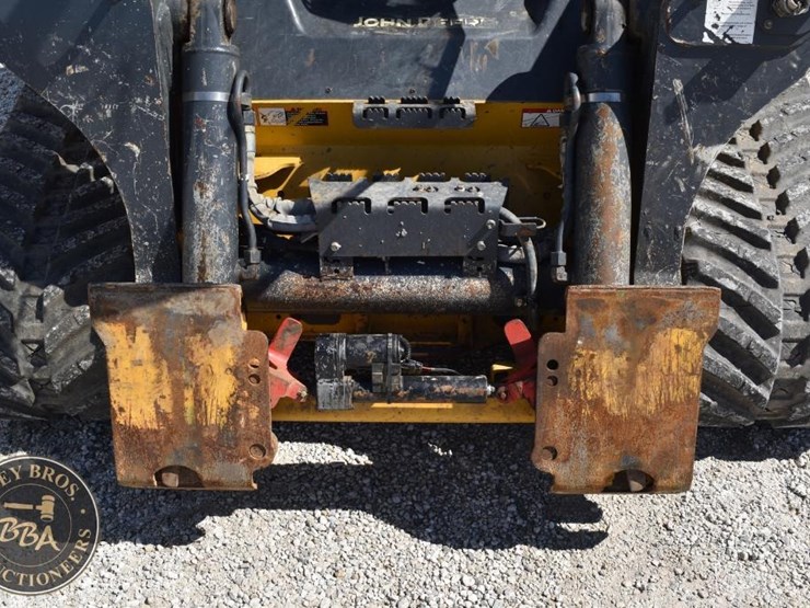 2019-deere-333g-image-52