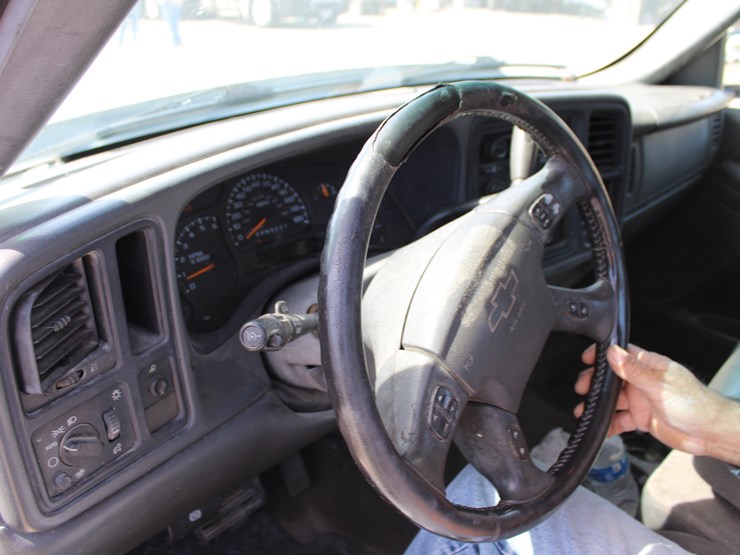 #2102-•-2007-chevy-extended-cab-image-6