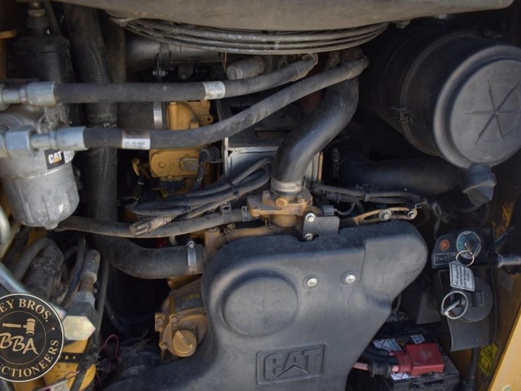 2019-caterpillar-299d3-xe-image-32