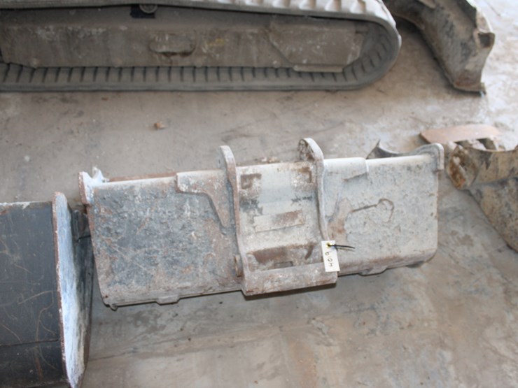 #4019-•-38-in-bucket-image-2