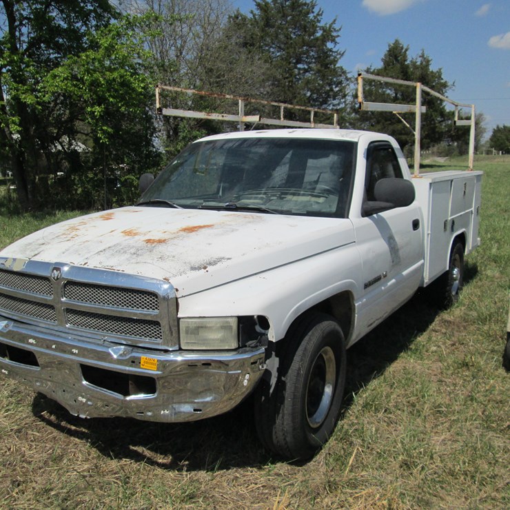 1999 DODGE 2500