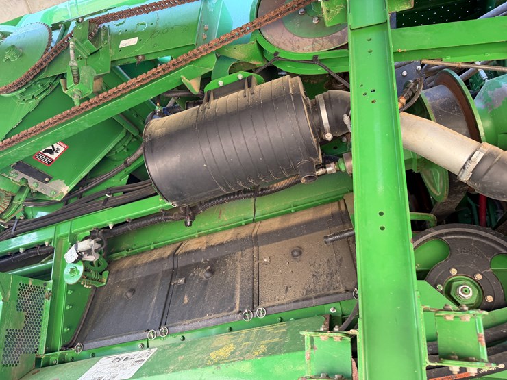 2014-john-deere-s670-image-71