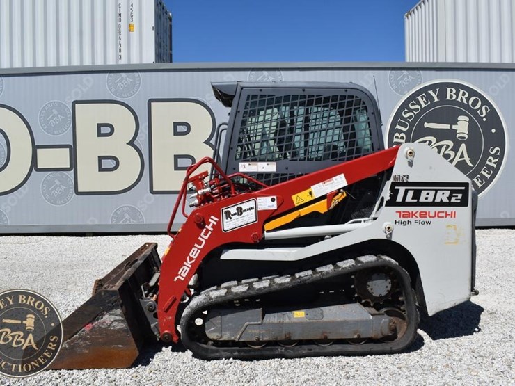 2020-takeuchi-tl8r2-image-6