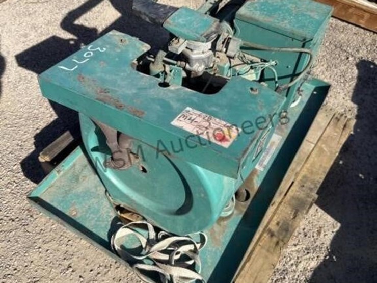 onan-4.0-bfa-generator-image-4