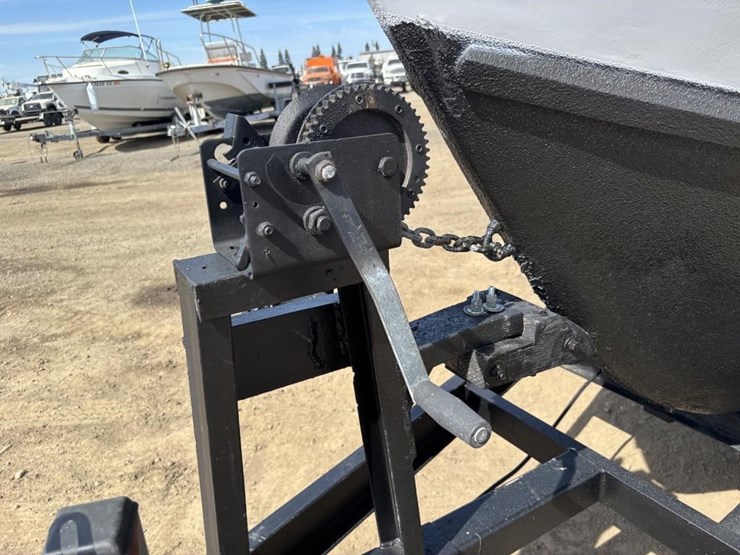 1978-unknown-trailer-image-54