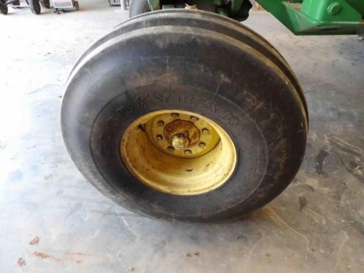 1976-john-deere-4430-image-13