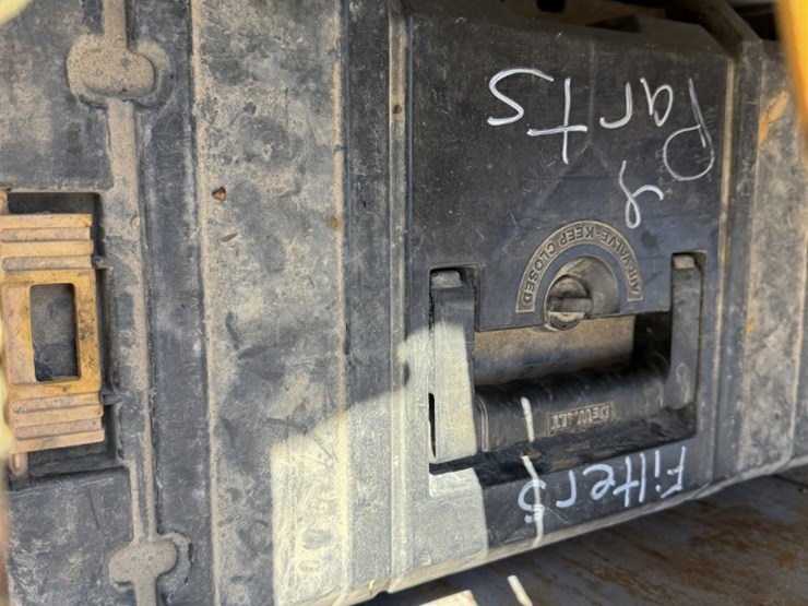 2018-caterpillar-c18-image-22