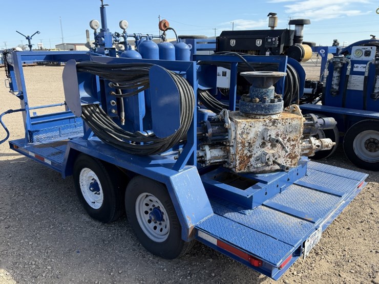 7-1/16-reedy-5m-2-7/8-hyd-bop-3-station-mtd-on-1997-wta-t/a-gooseneck-accumulator-closing-unit-trail-image-1