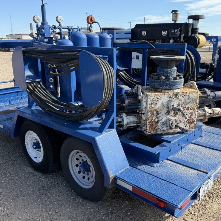 7-1/16 REEDY 5M 2-7/8 HYD BOP 3-STATION MTD ON 1997 WTA T/A GOOSENECK ACCUMULATOR CLOSING UNIT TRAIL