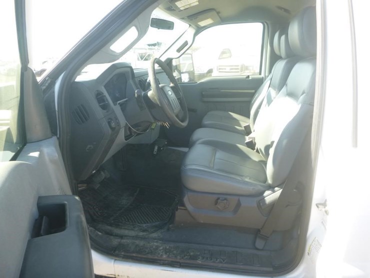 2011-ford-f250-image-16