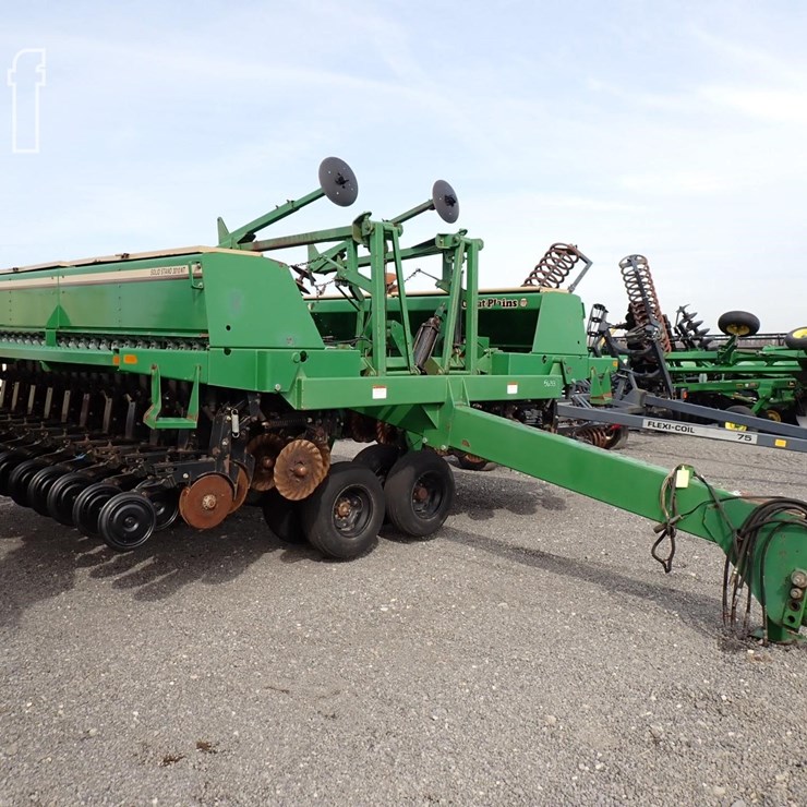 1996 GREAT PLAINS 3010