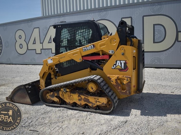 2023-caterpillar-259d3-image-4
