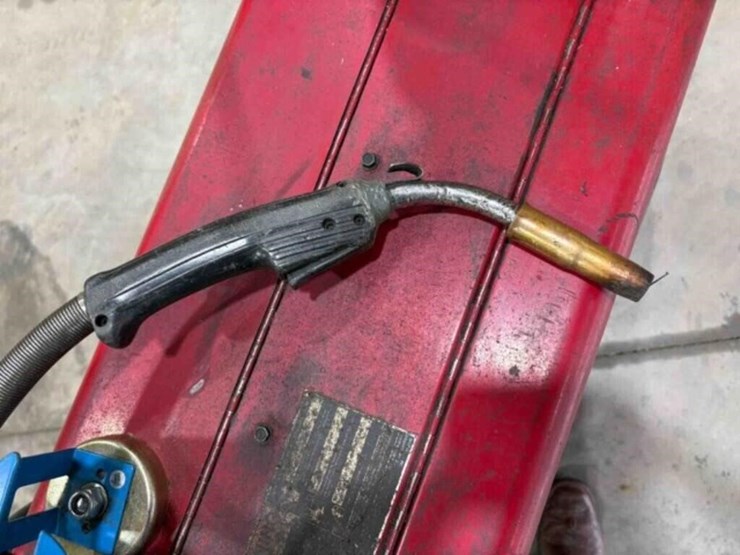 lincoln-255c-mig-welder-image-4