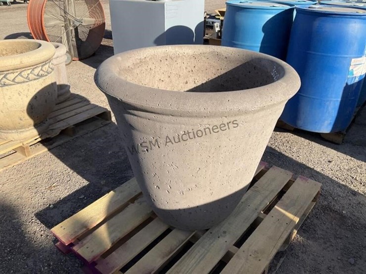 concrete-pot-image-3