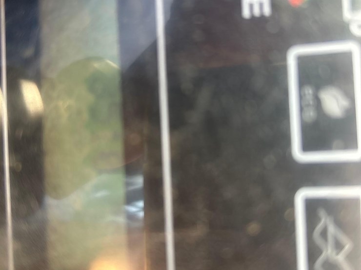 2014-takeuchi-tl8-image-9