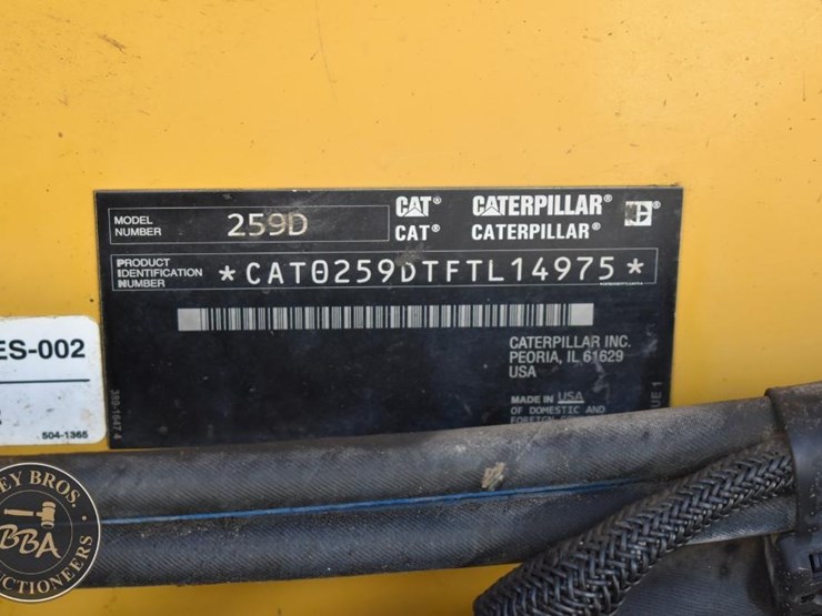 2017-caterpillar-259d-image-44