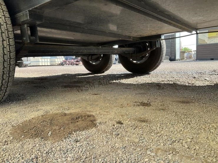 2005-advantage-tt16-10aa-restroom-trailer-image-19